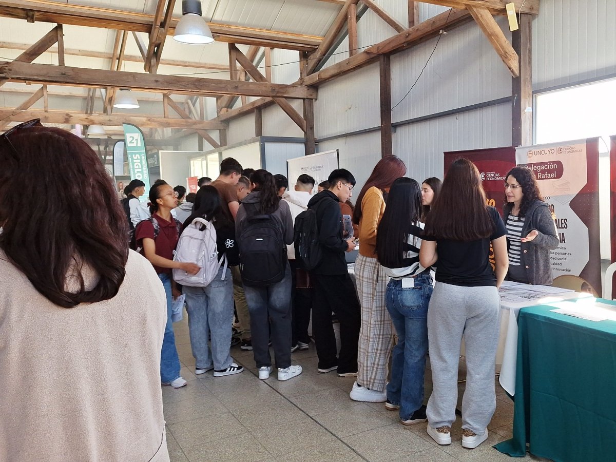 CON CIENTOS DE JÓVENES COMENZÓ UNA NUEVA EDICIÓN DE LA EXPO OFERTA EDUCATIVA EN EL CIU